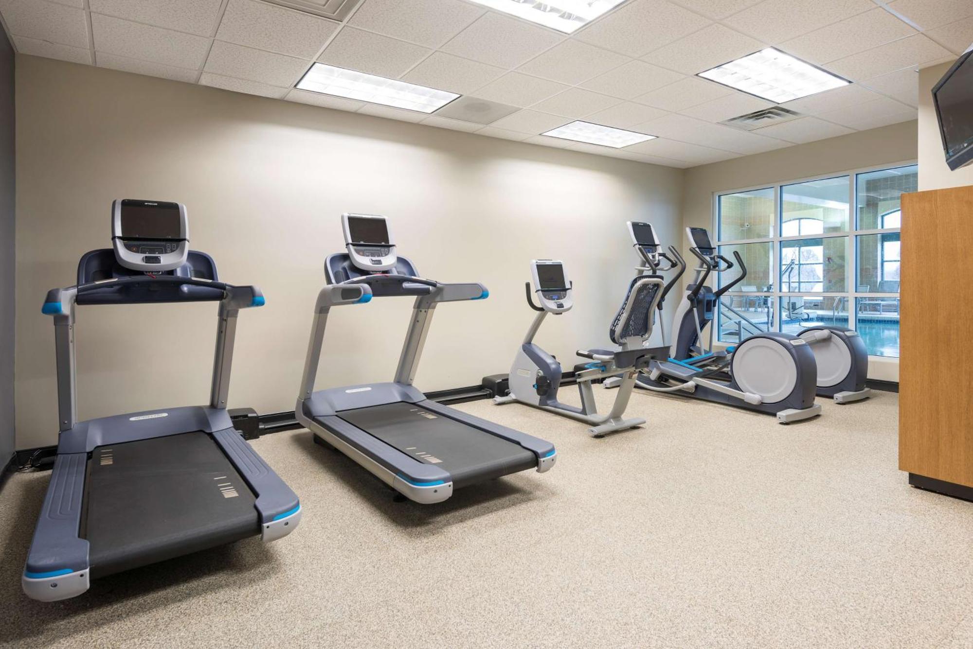 Отель Doubletree By Hilton Pleasant Prairie Kenosha, Wi Экстерьер фото